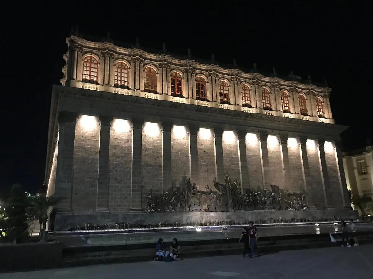 Six Hotel Guadalajara Degollado