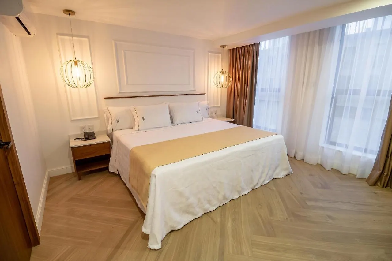 Six Hotel Guadalajara Degollado