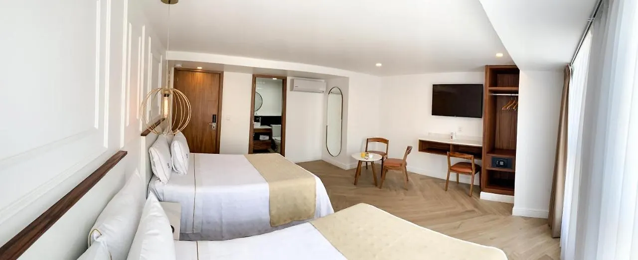 Six Hotel Guadalajara Degollado