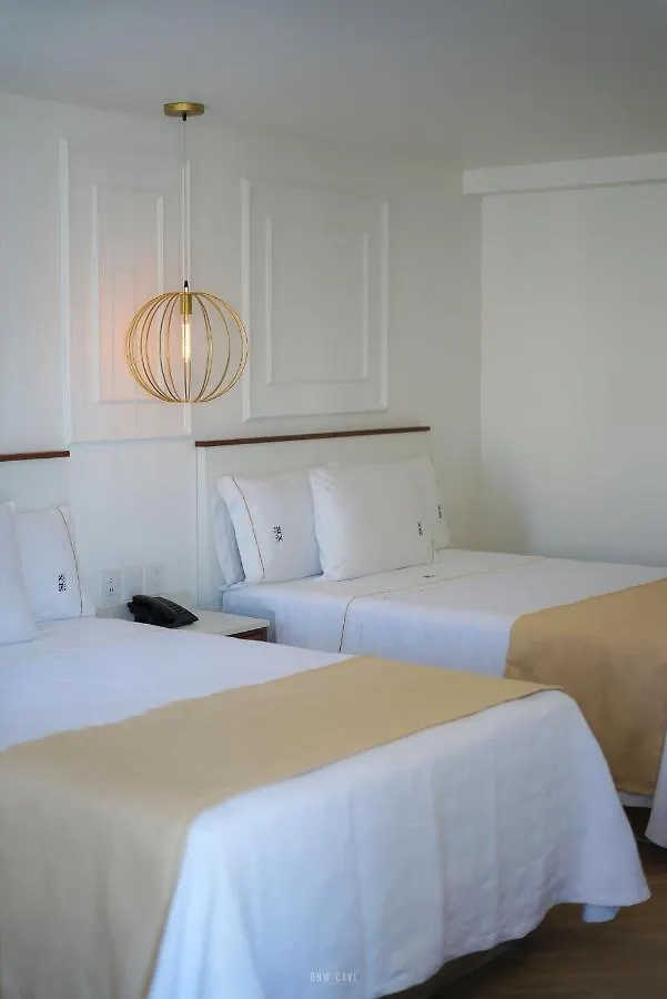 Six Hotel Guadalajara Degollado México