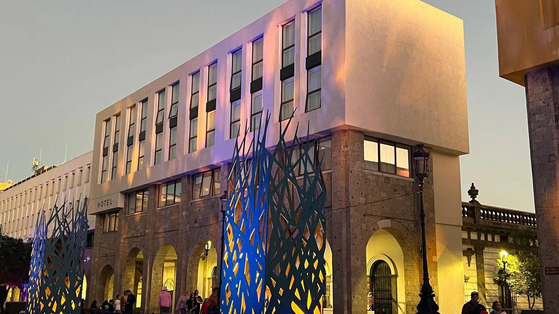 Six Hotel Guadalajara Degollado
